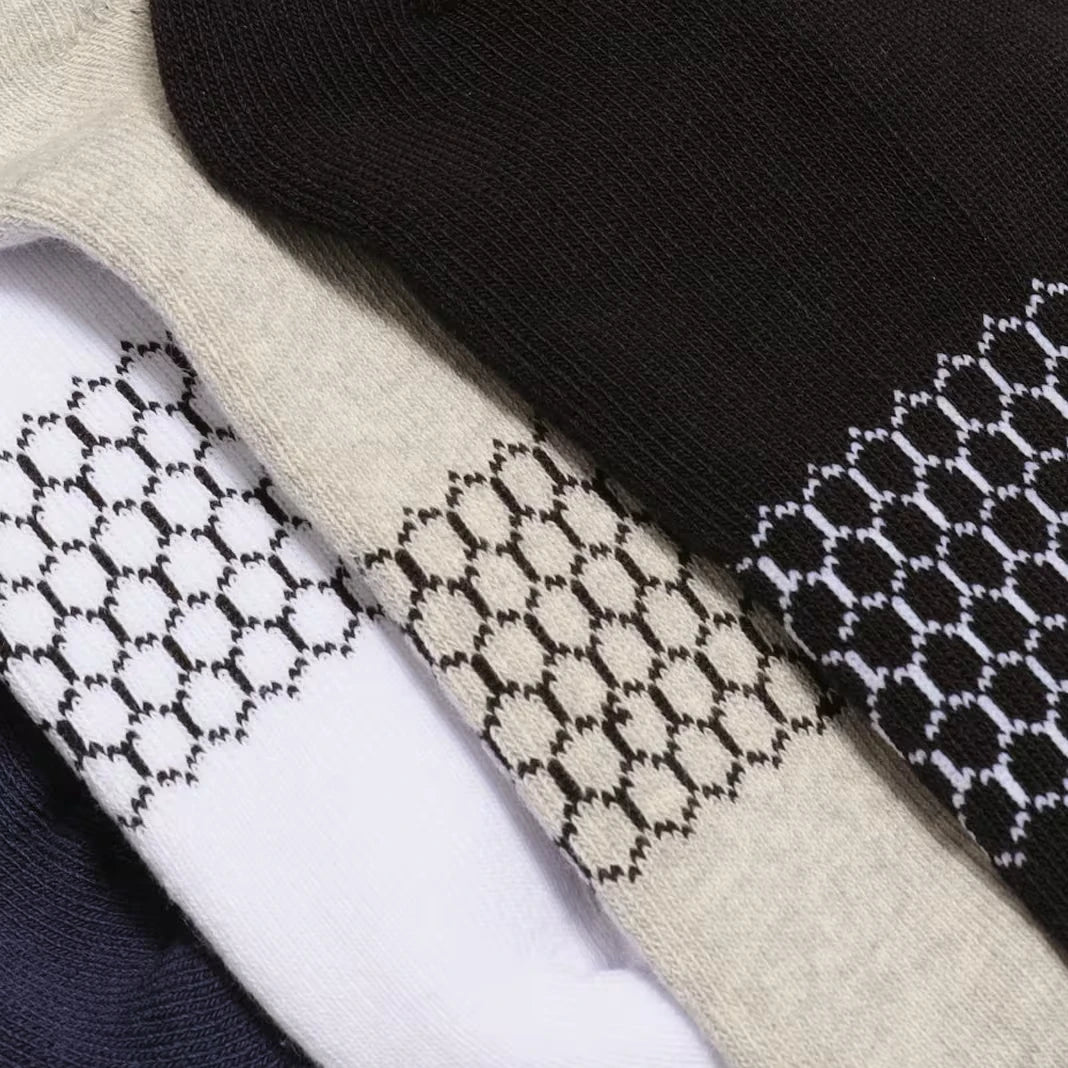 Men's Solids Calf Socks - US 8347