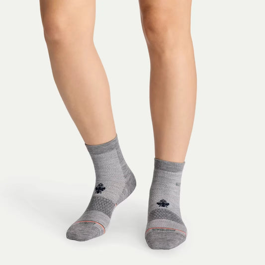 Women's UltraLite Sport Merino Wool Blend Quarter Socks - US 3533