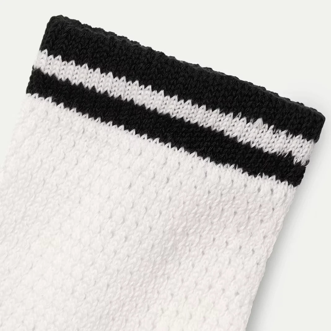 Women's Vintage Stripes Open Knit Quarter Socks - US 2158