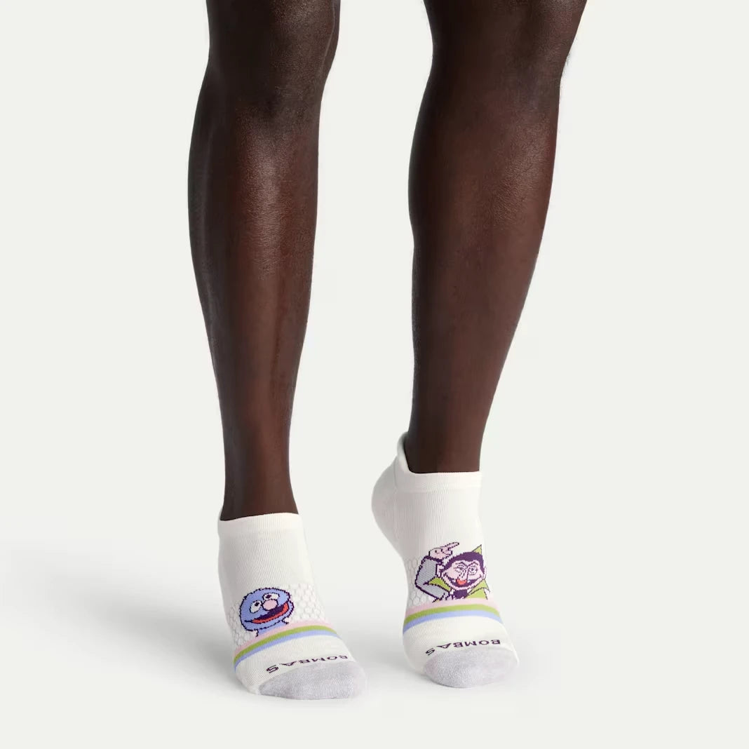 Sesame Street | Bombas Adult Ankle Socks - US 0664