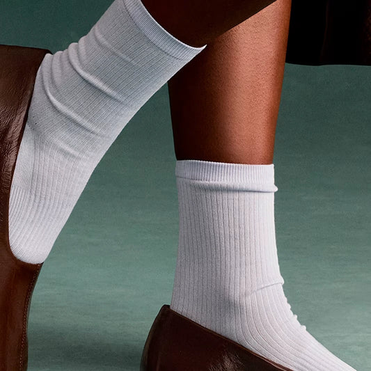Women's Featherweight Rib Half Calf Socks - US 5617