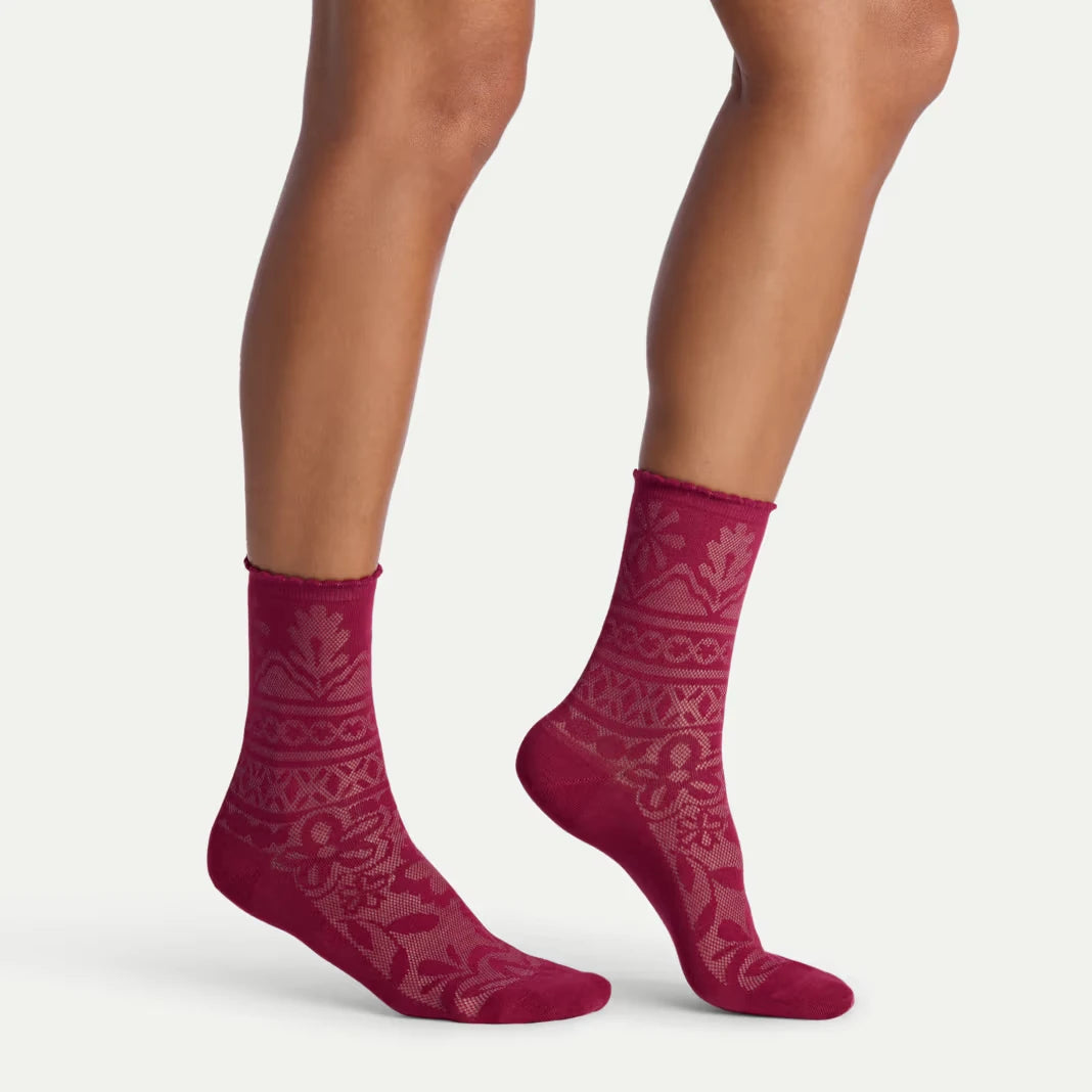 Women’s Floral Lace Half Calf Socks - US 5220