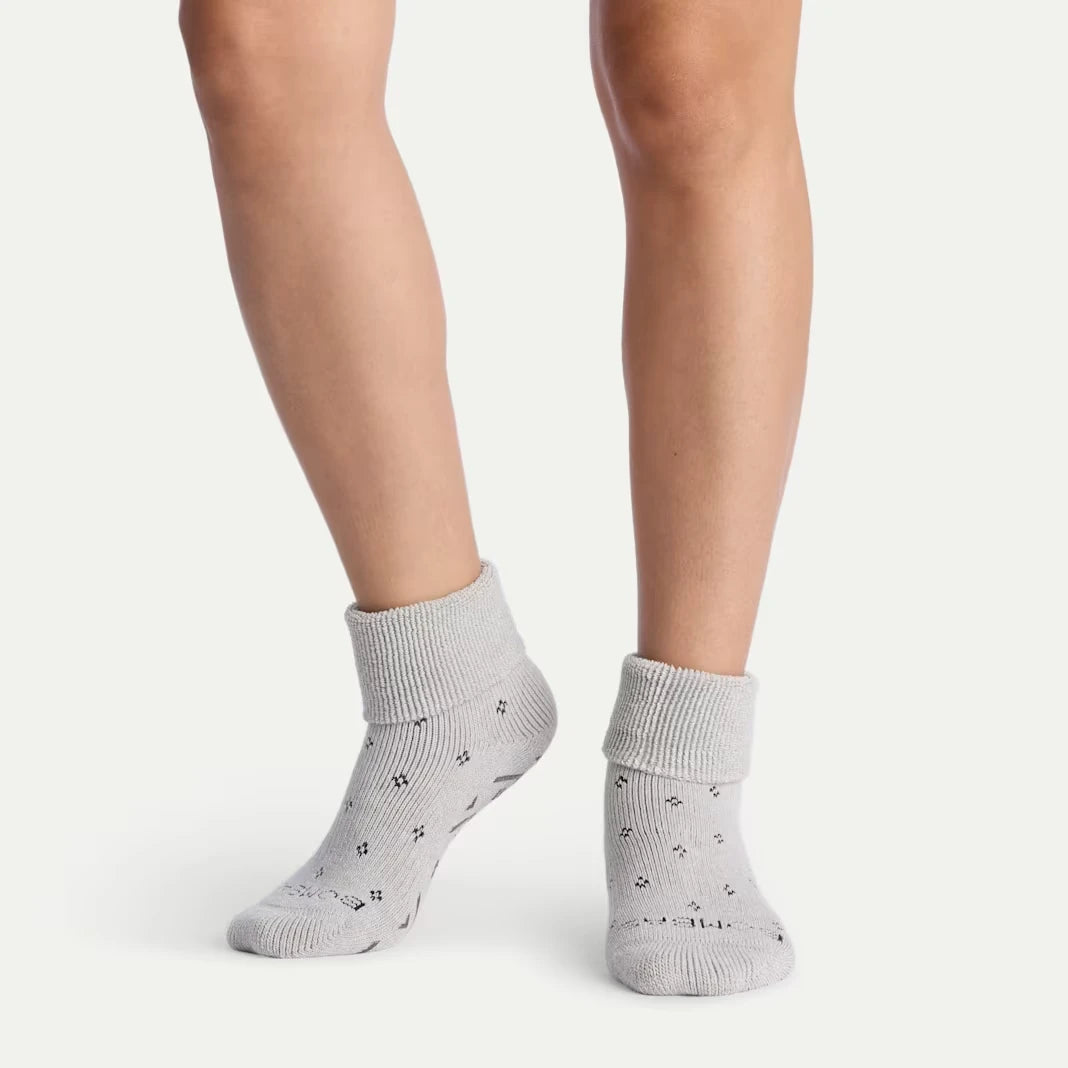 Women's Grippy House Socks - US 5500