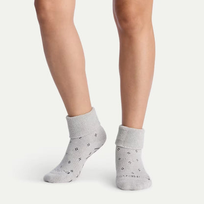 Women's Grippy House Socks - US 5500