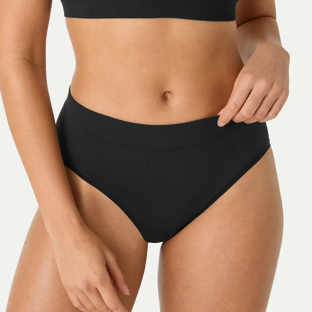 Women’s Seamless Scoop Bralette + High Rise Brief Pack - US 9992