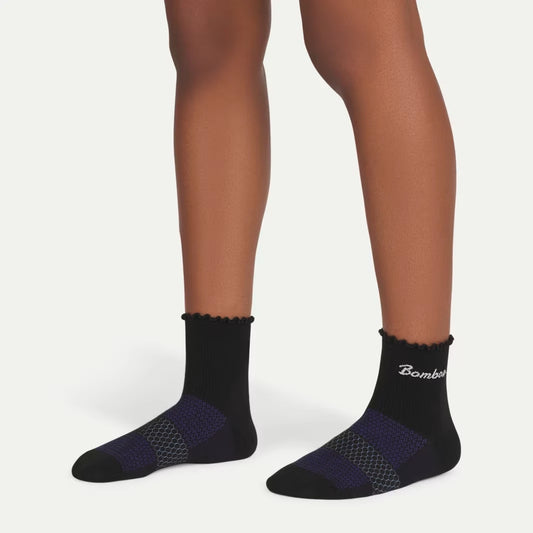 Women’s UltraLite Ruffle Sport Quarter Socks - US 5209