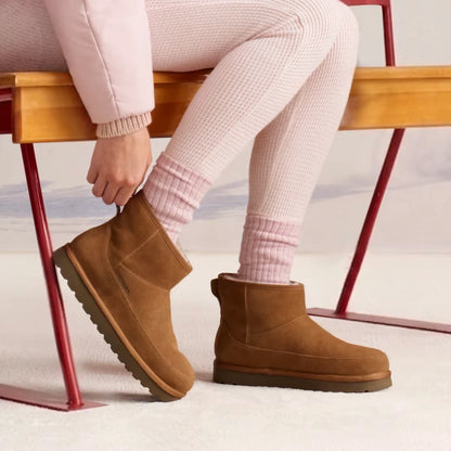 Women's Saturday Suede Boot - US 5759