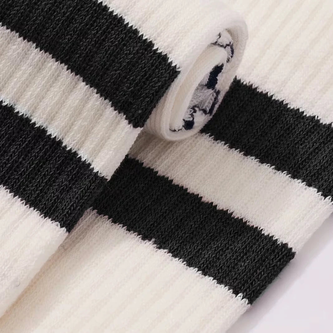 Women's Vintage Stripes Half Calf Socks - US 5847